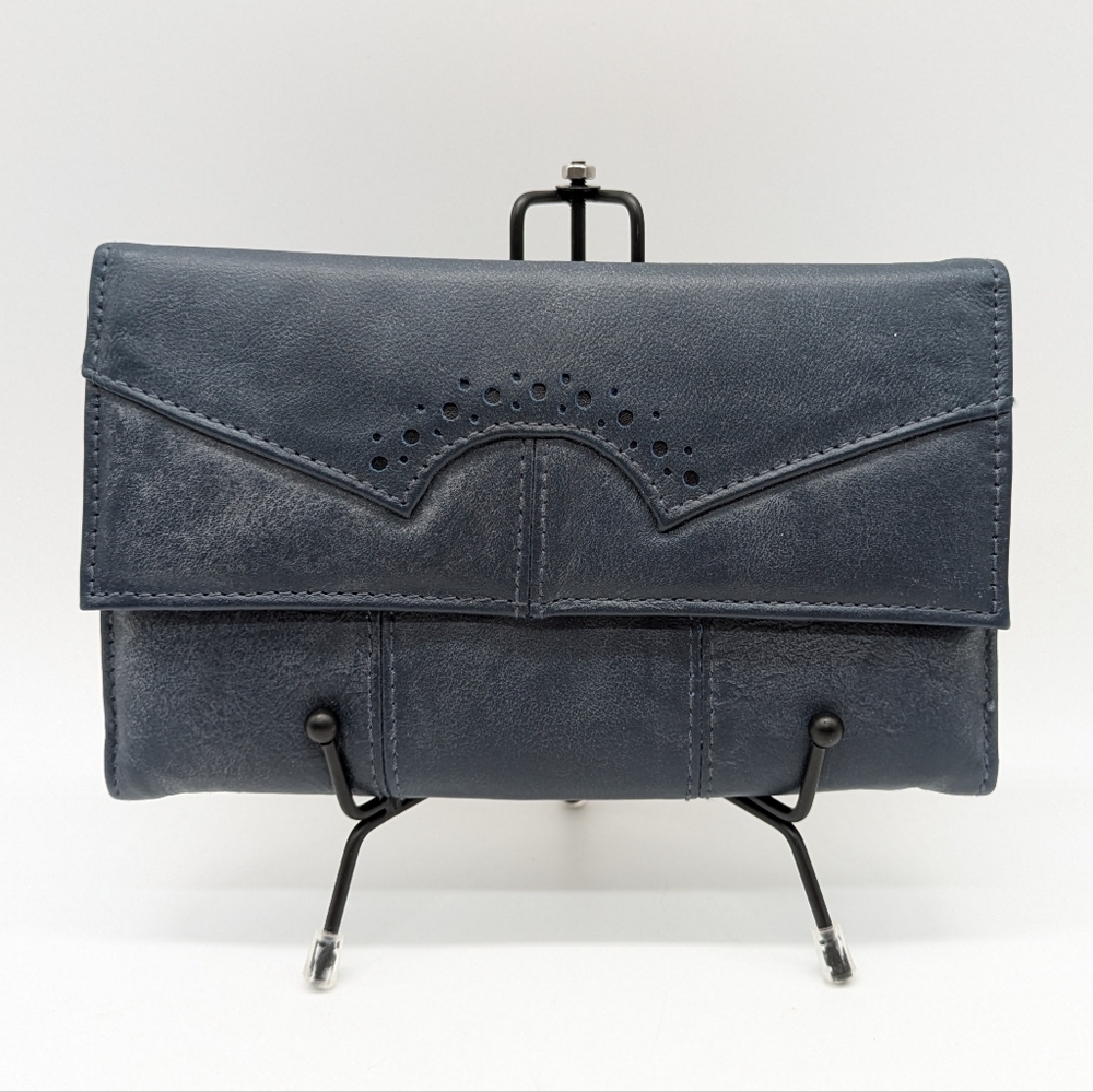 Vintage Roger Gimbel blue leather wallet